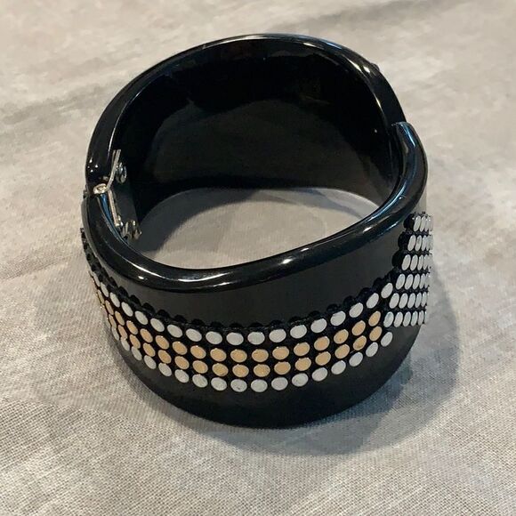 Studded clasp bracelet. Vintage - Picture 3 of 3